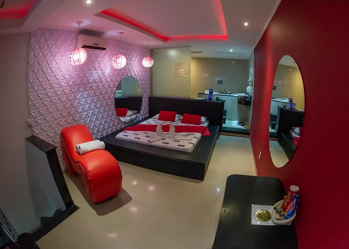 Manhattan Motel (Adults Only)