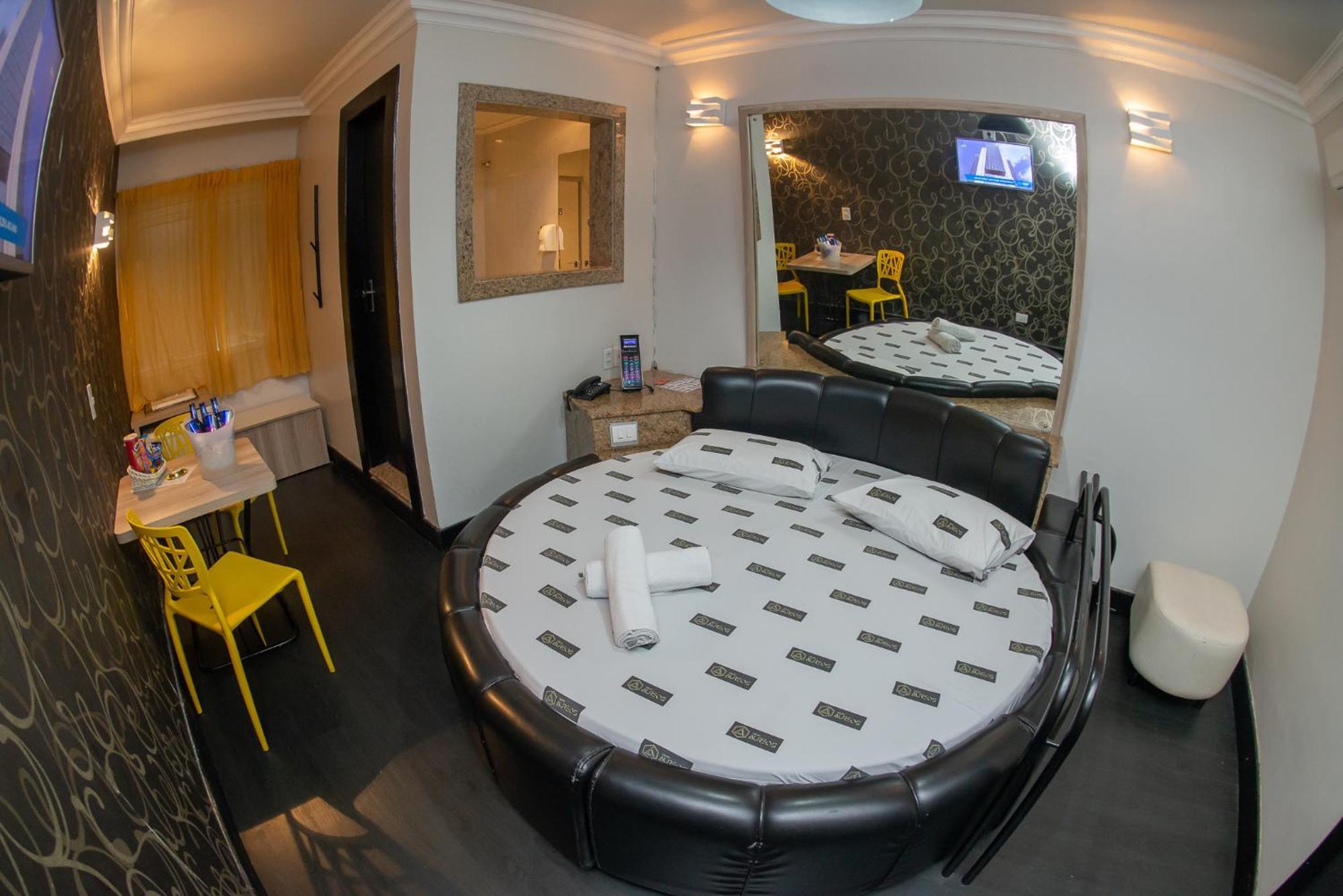 Manhattan (adults Only) Love hotel Porto Alegre