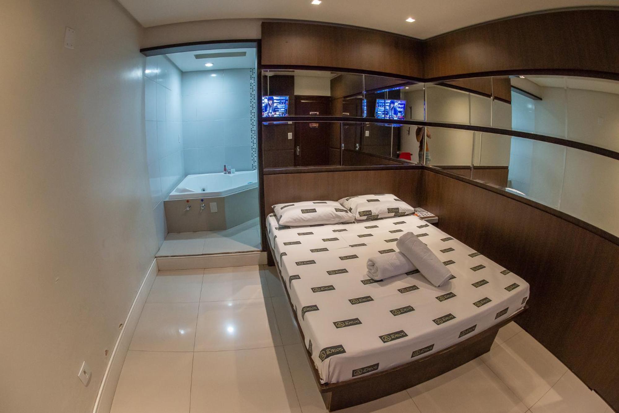 Love hotel Manhattan (adults Only) 2*